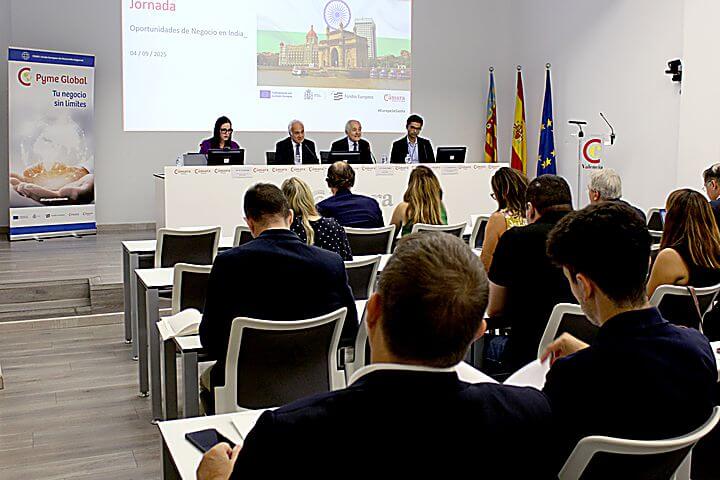 Fotonoticia: el embajador de España en la India